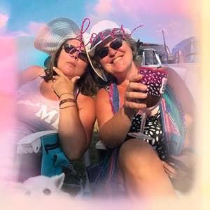 Meet your Posher, Kelli